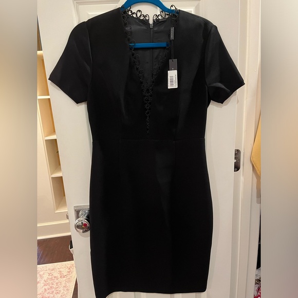 Elie Tahari Saylah Short Sleeve Lace Trim Sheath Dress Black size 6 NWT - Picture 2 of 7